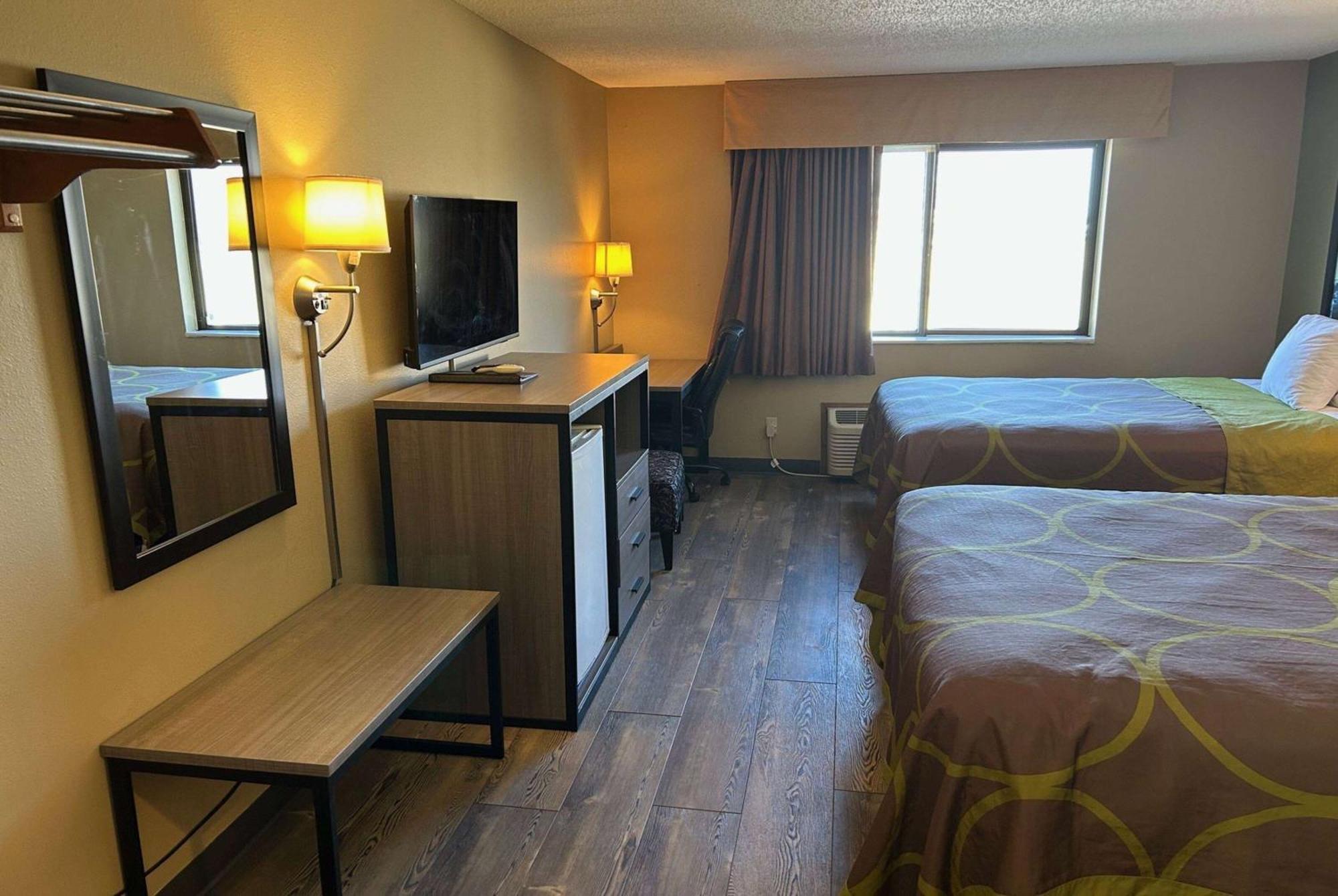 Hotel Super 8 By Wyndham Perry Ia Exteriér fotografie