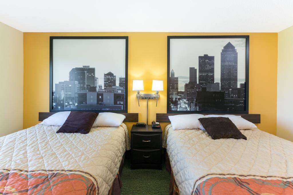 Hotel Super 8 By Wyndham Perry Ia Exteriér fotografie